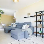 Prime Location Frontline Dona Sofia Appartamento *