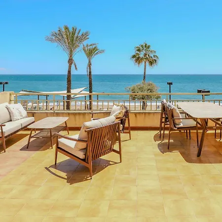Prime Location Frontline Dona Sofia * Fuengirola