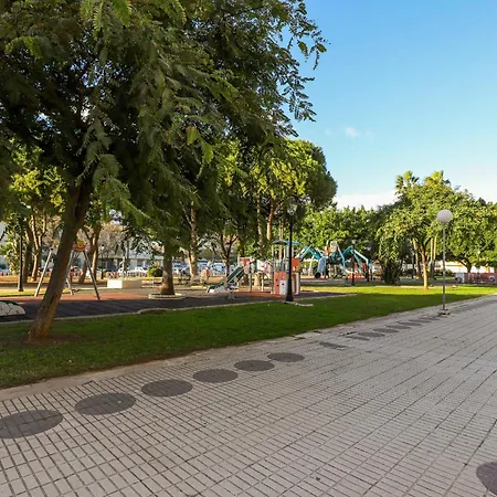 Prime Location Frontline Dona Sofia * Fuengirola