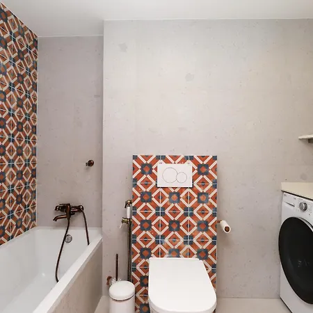 Apartment Prime Location Frontline Dona Sofia *